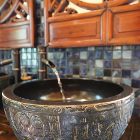 La Gourguille Bed & Breakfast 4*